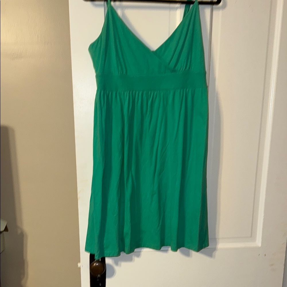 Green Sleeveless Dress